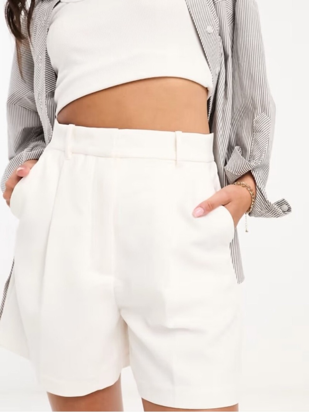Abercrombie & Fitch Sloane Tailored White Shorts Women’s Size Small